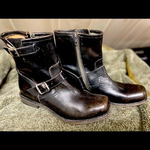 FRYE Men’s Smith Engineer Boots-Black